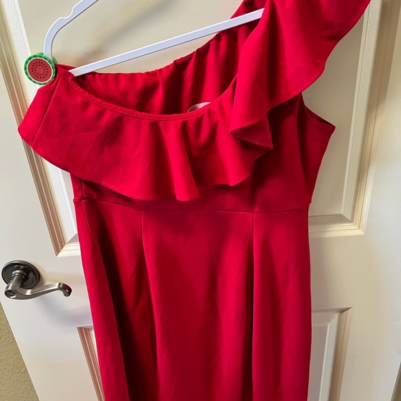 Red Asymmetrical Ruffled Sheath Dress - Picture 3 of 3